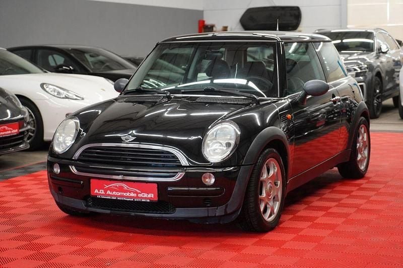 Gebraucht Mini ONE 90 PS (66 kW) 2004 Schwarz Kleinwagen
