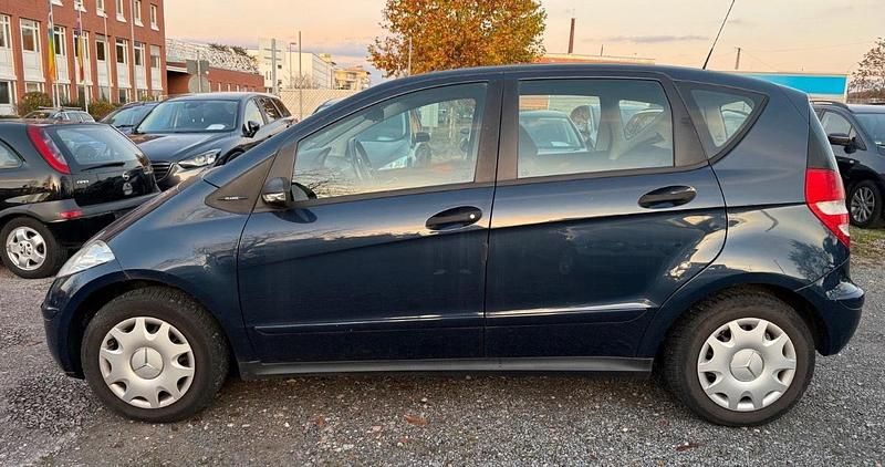 Gebraucht Mercedes A160 82 PS (60 kW) 2005 Blau Kleinwagen