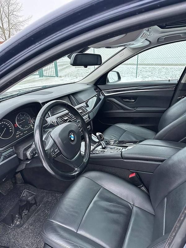 Gebraucht BMW 520 Luxury Line 190 PS (139 kW) 2015 Blau Kombi
