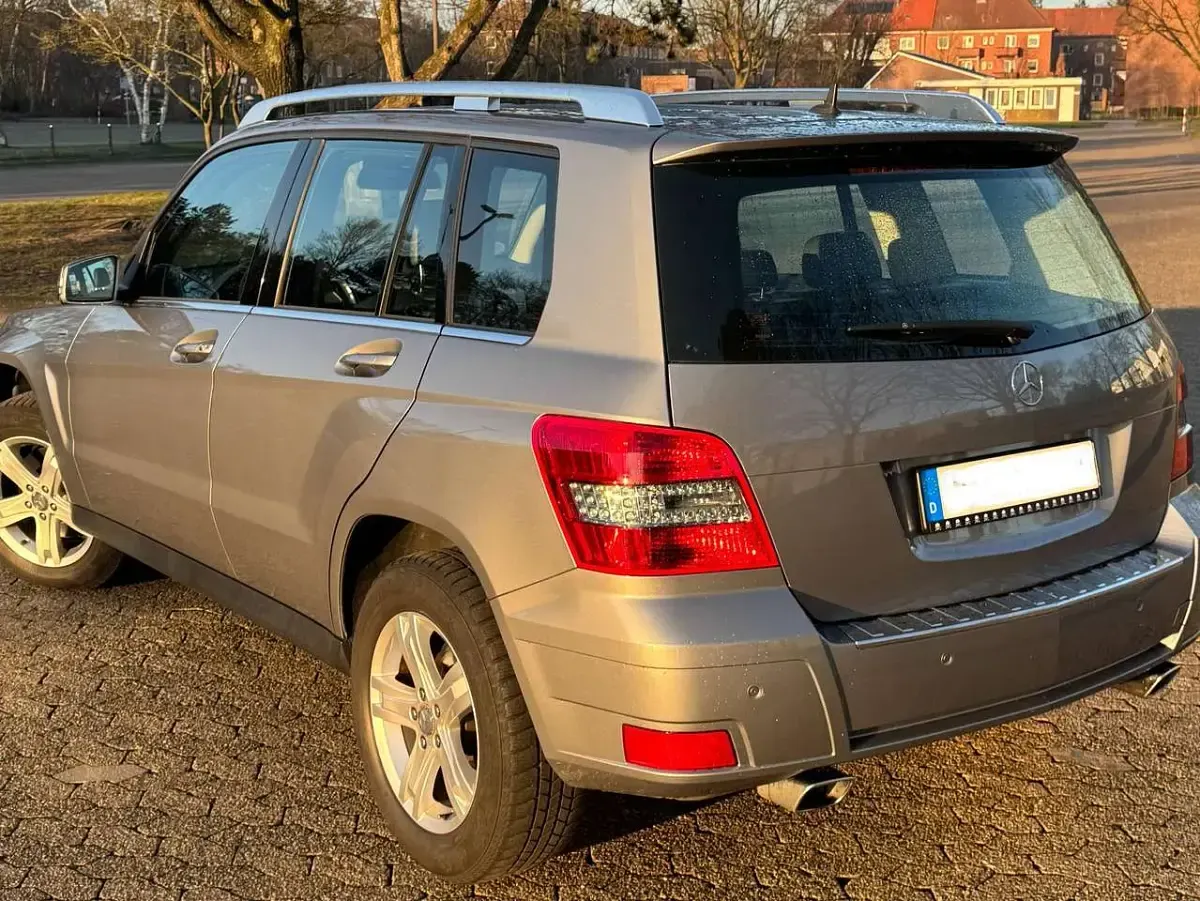 Gebraucht Mercedes GLK220 170 PS (125 kW) 2011 Grau SUV