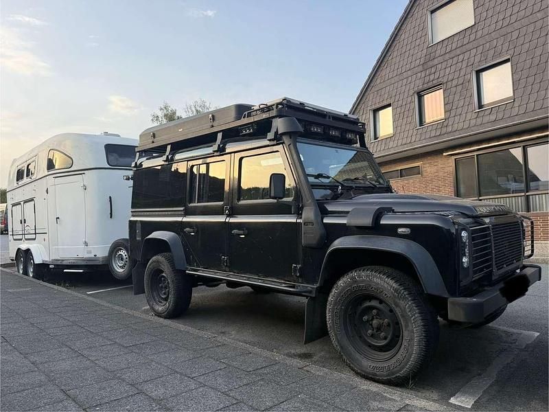 Schwarz Gebraucht 2007 Land Rover Defender SUV | 50.000 € - Bild 1/4
