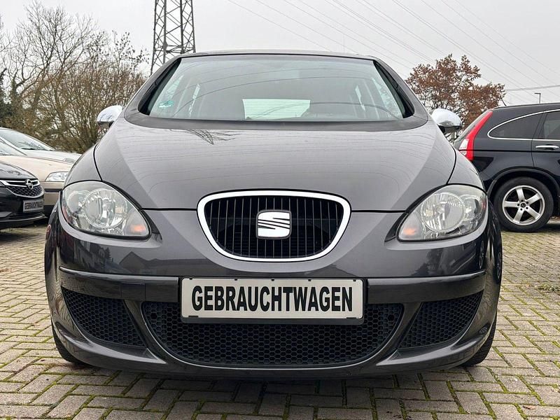 Grau Gebraucht 2005 Seat Altea Fresh Kombi | 3.899 € (Etwas zu teuer) - Bild 1/4