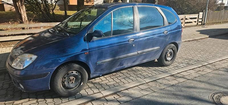 Gebraucht Renault Scénic 106 PS (77 kW) 2002 Blau Van / Kleinbus