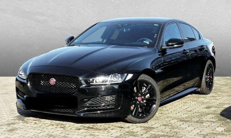 Schwarz Gebraucht 2019 Jaguar XE R-Sport Limousine | 21.990 € (Fairer Preis) - Bild 1/4