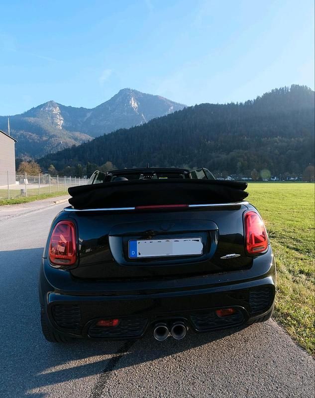 Gebraucht Mini John Cooper Works Cabriolet 231 PS (169 kW) 2018 Schwarz Cabrio