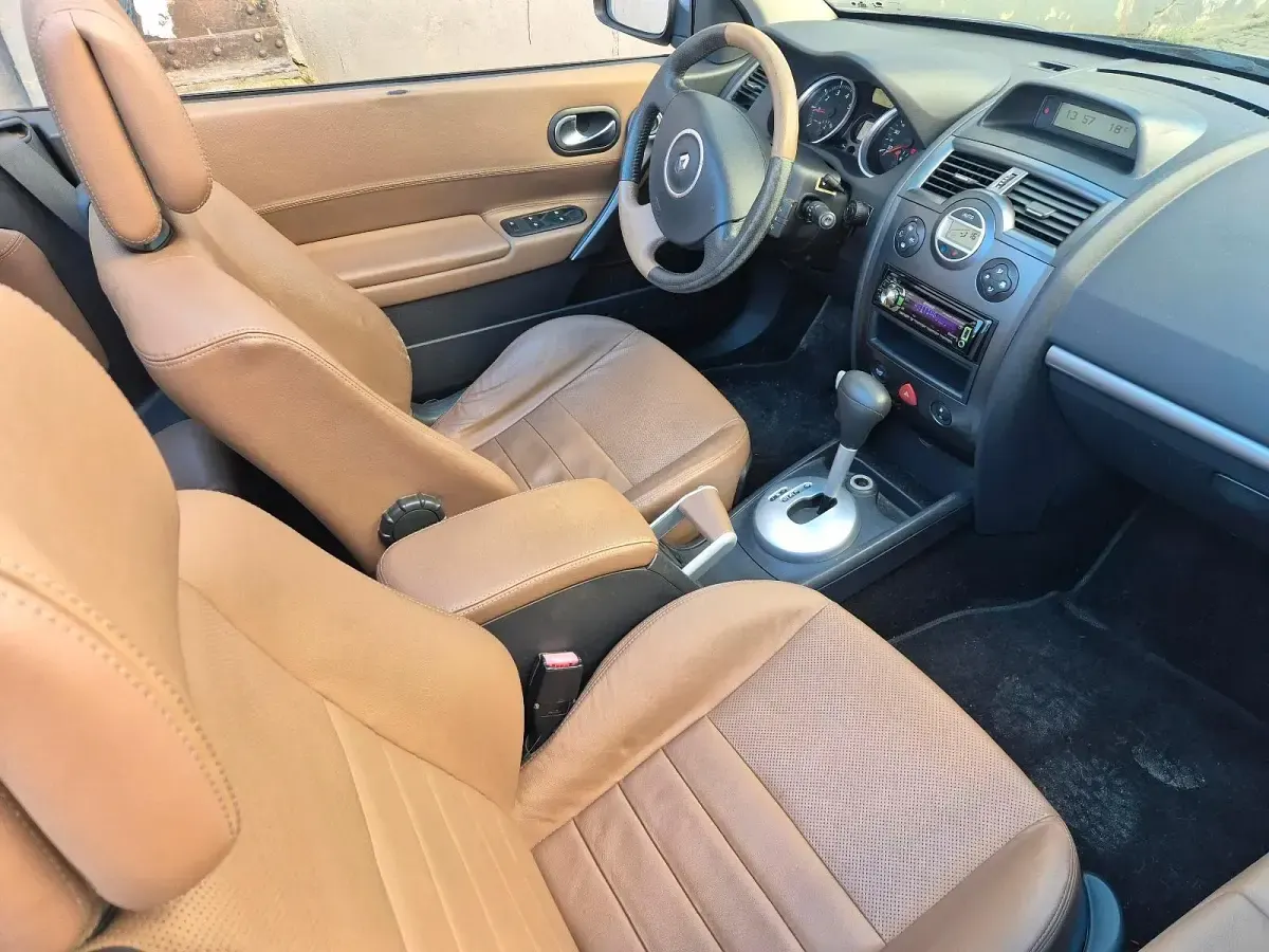 Gebraucht Renault Mégane II 135 PS (99 kW) 2006 Schwarz Limousine