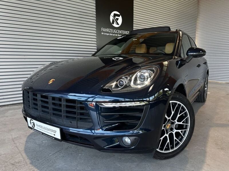 Blau Gebraucht 2018 Porsche Macan SUV | 34.900 € - Bild 1/4