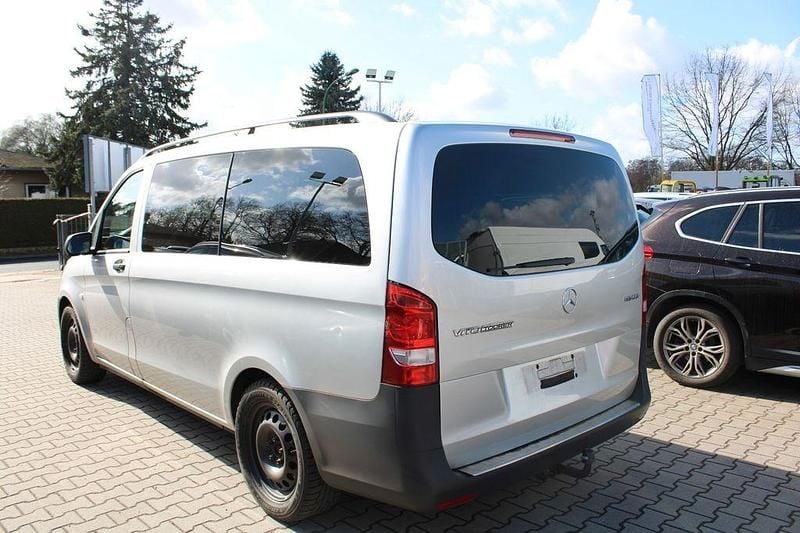 Gebraucht Mercedes Vito 163 PS (119 kW) 2019 Silber Van