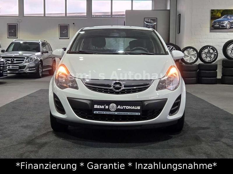 Gebraucht Opel Corsa Selection 69 PS (50 kW) 2014 Weiß Kleinwagen