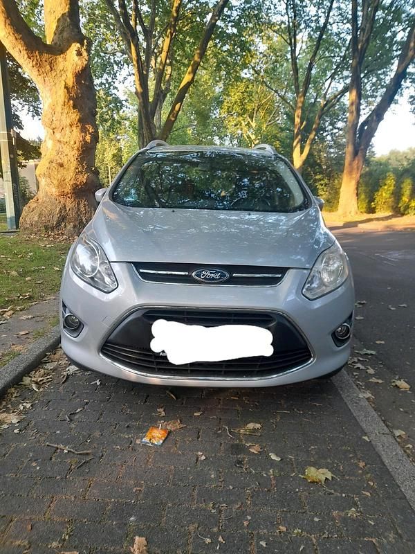 Gebraucht Ford Grand C-Max 116 PS (85 kW) 2012 Silber Van / Kleinbus