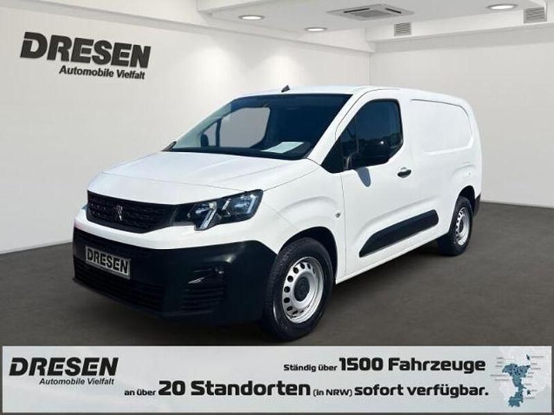 Weiss Gebraucht 2019 Peugeot Partner Van | 14.380 € (Fairer Preis) - Bild 1/4