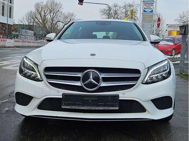 Gebraucht Mercedes C300 194 PS (142 kW) 2021 Kombi