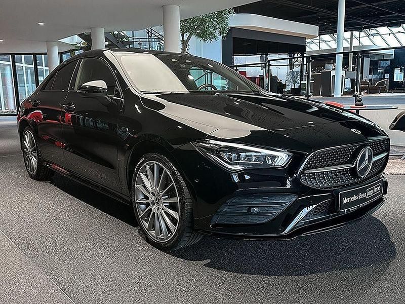 Gebraucht Mercedes CLA250e Night 218 PS (160 kW) 2021 Schwarz Limousine