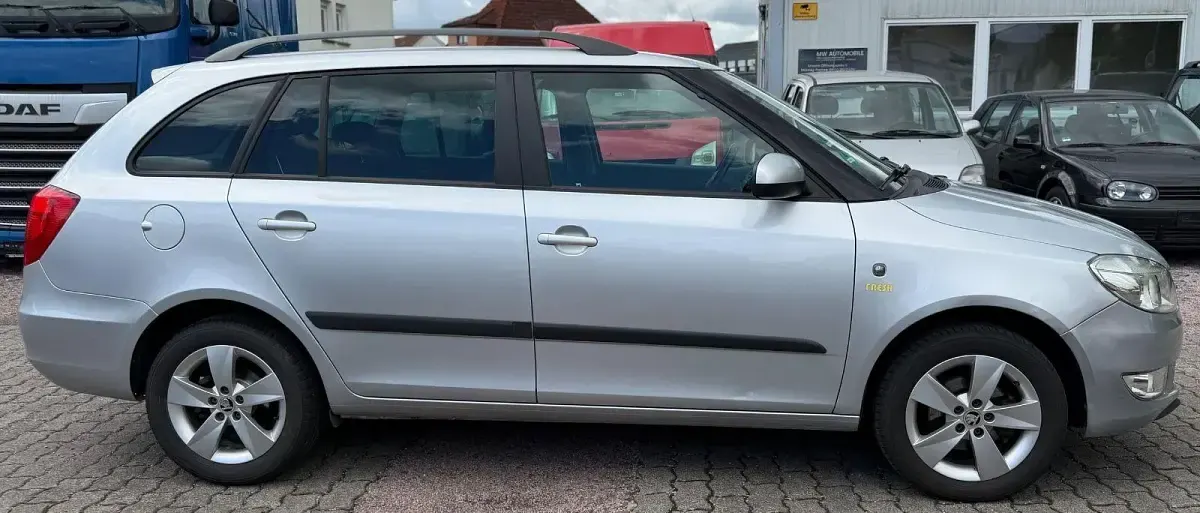 Gebraucht Skoda Fabia 90 PS (66 kW) 2014 Silber Kleinwagen