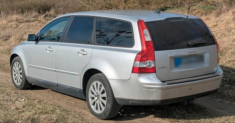 Gebraucht Volvo V50 Summum 170 PS (125 kW) 2004 Silber Kombi