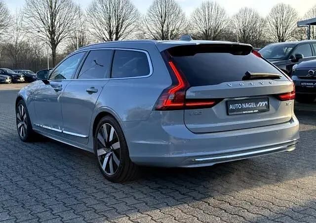 Gebraucht Volvo V90 Core 398 PS (292 kW) 2025 Grau Kombi