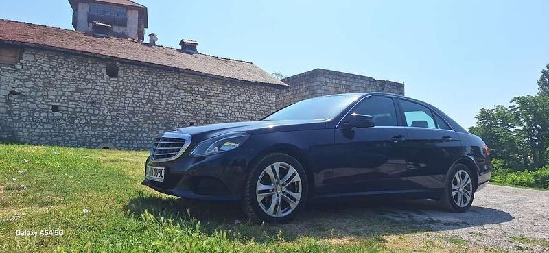 Gebraucht Mercedes E200 Avantgarde 136 PS (100 kW) 2014 Limousine
