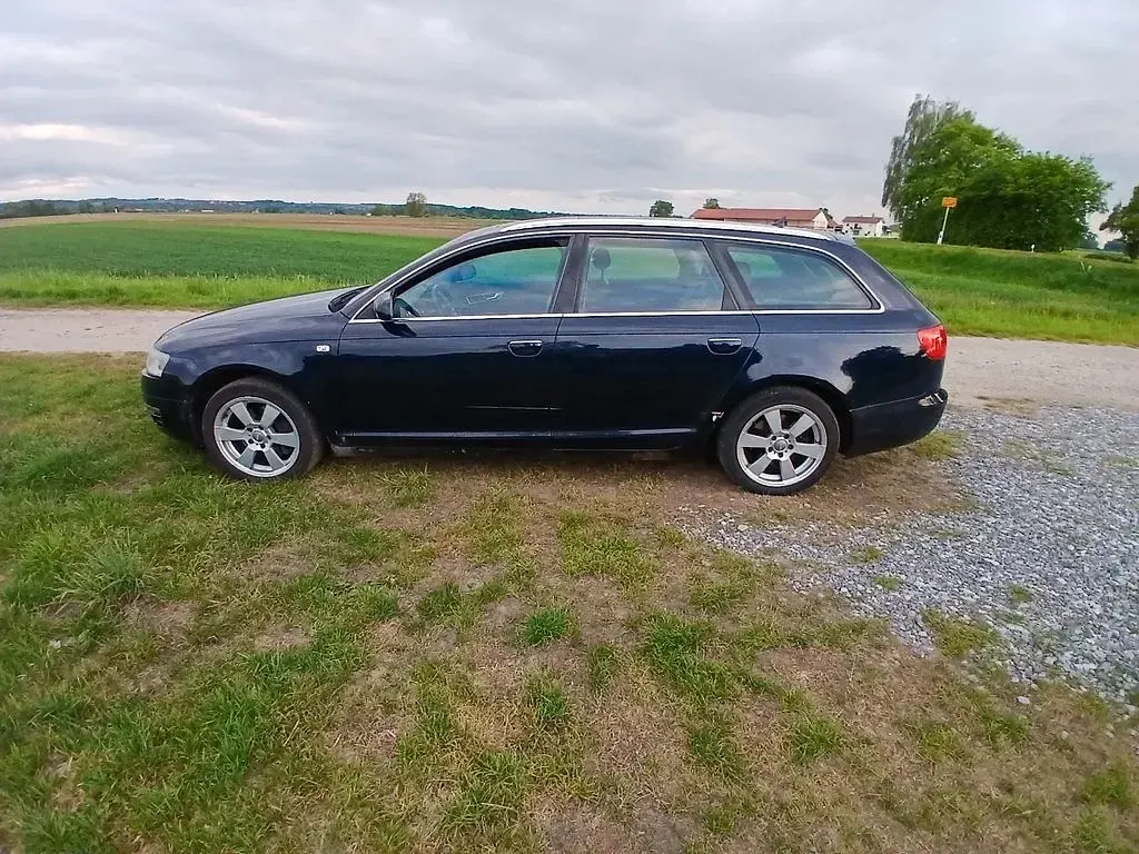 Second-hand Audi A6 Ambiente 179 CP (131 kW) 2005 Albastru Break