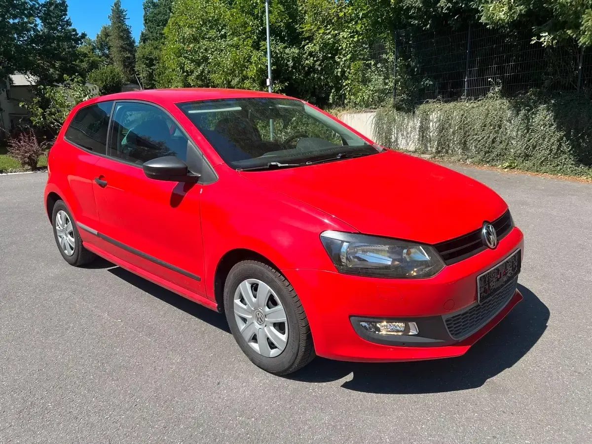Gebraucht VW Polo Edition 69 PS (50 kW) 2011 Rot Kleinwagen