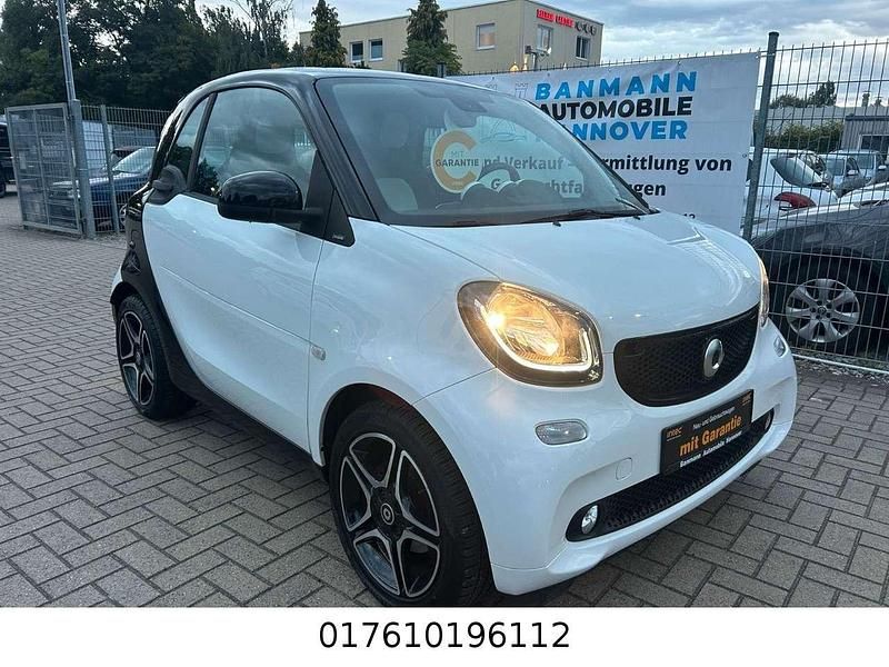 Schwarz Gebraucht 2015 Smart ForTwo Coupé Coupé | 8.699 € (Superpreis) - Bild 1/4