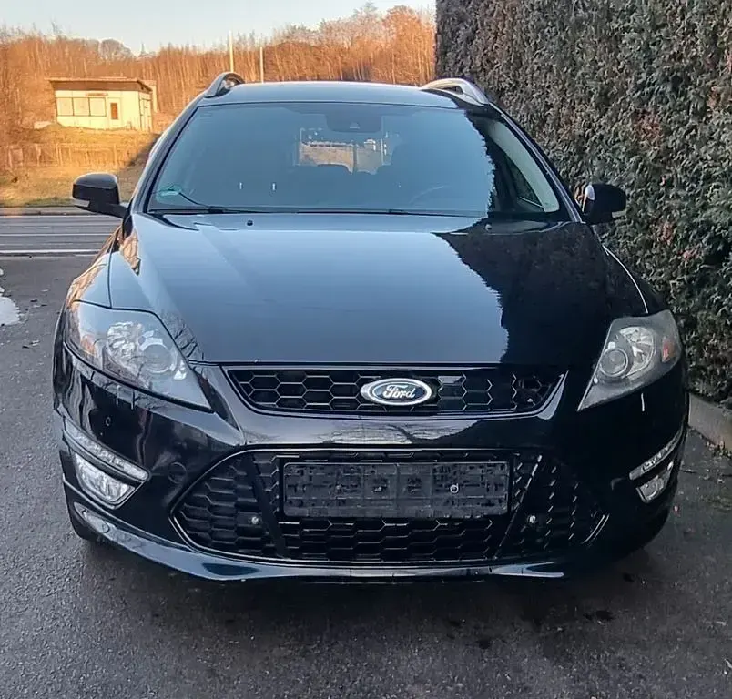 Gebraucht Ford Mondeo Titanium S 163 PS (119 kW) 2012 Schwarz Limousine