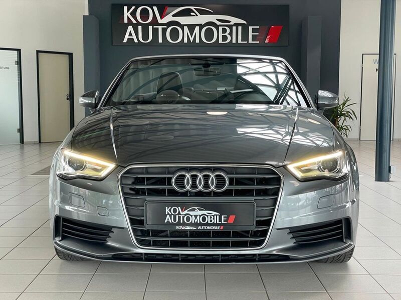 Grau Gebraucht 2016 Audi A3 Cabriolet Attraction Cabrio | 10.900 € (Guter Preis) - Bild 1/4