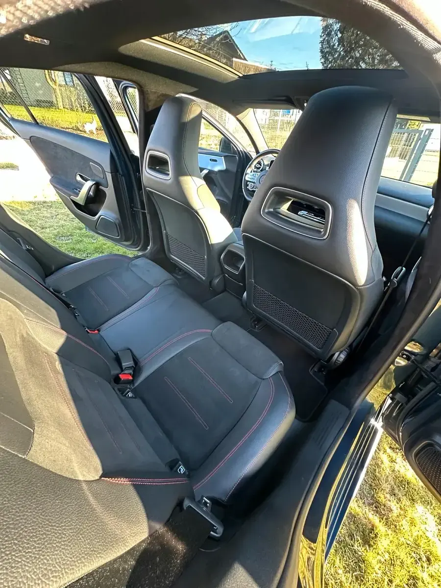 Gebraucht Mercedes A250 AMG 224 PS (164 kW) 2020 Blau Kleinwagen