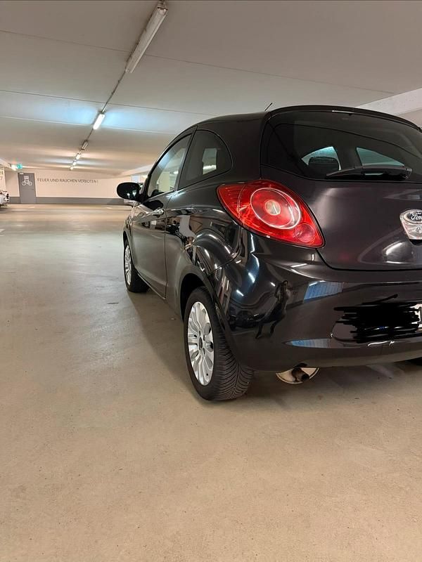 Gebraucht Ford Ka Titanium 68 PS (50 kW) 2010 Schwarz Kleinwagen
