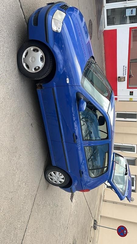 Gebraucht VW Polo 60 PS (44 kW) 2000 Blau Limousine