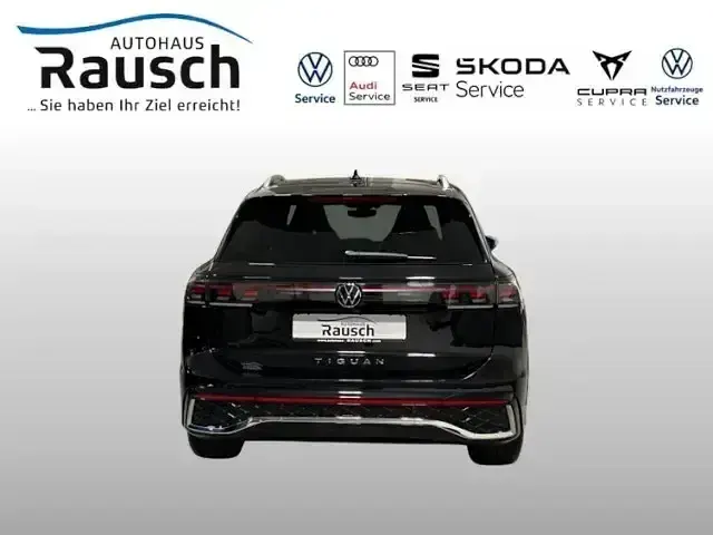 Gebraucht VW Tiguan R-line 150 PS (110 kW) 2025 Schwarz SUV