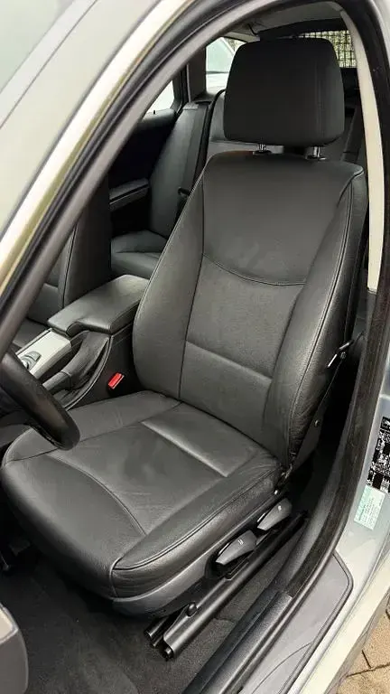 Gebraucht BMW 325 218 PS (160 kW) 2005 Grau metallic Limousine