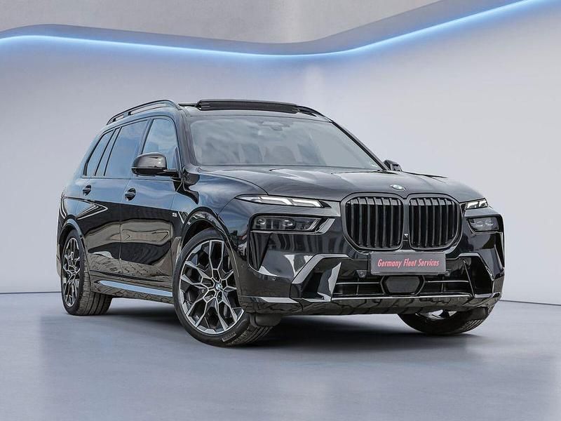 Schwarz Gebraucht 2025 BMW X7 M Sport SUV | 92.780 € (Etwas zu teuer) - Bild 1/4