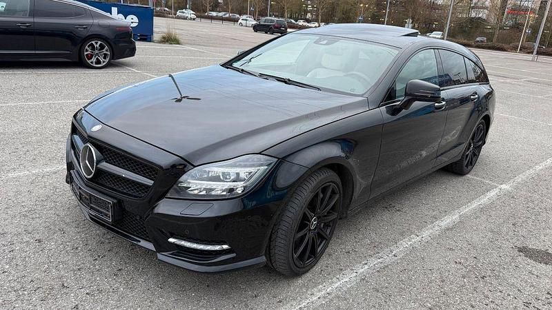 Gebraucht Mercedes CLS500 408 PS (300 kW) 2013 Schwarz Limousine