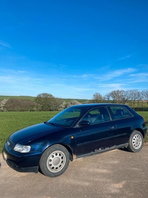 Gebraucht Audi A3 101 PS (74 kW) 1999 Blau Kleinwagen
