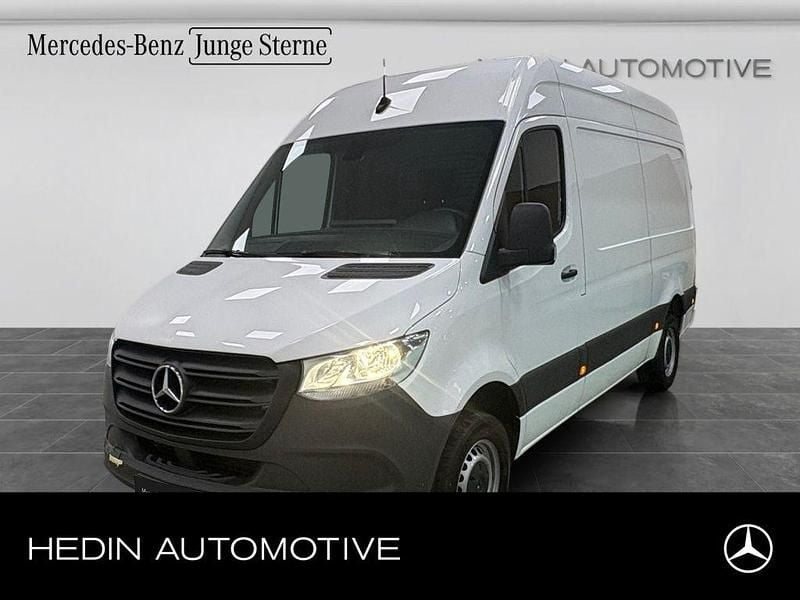 Gebraucht Mercedes Sprinter 170 PS (125 kW) 2023 Arktikweiß Van