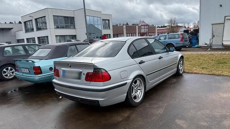 Usata BMW 320 140 CV (102 kW) 2000 Argento Berlina