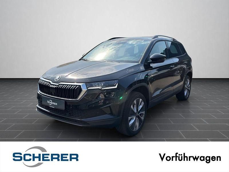 Schwarzmagic perleffekt Gebraucht 2025 Skoda Karoq Tour SUV | 41.160 € (Teuer) - Bild 1/4