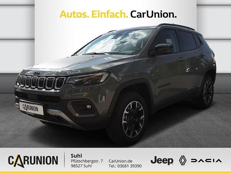 Gebraucht Jeep Compass 241 PS (177 kW) 2023 Sting gray/dach schwarz SUV