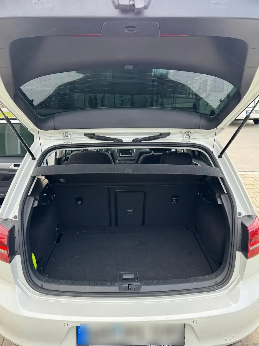 Gebraucht VW Golf VII 140 PS (102 kW) 2013 Weiß Limousine