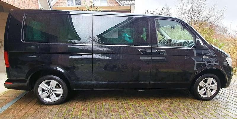 Gebraucht VW Multivan 204 PS (150 kW) 2016 Schwarz Van