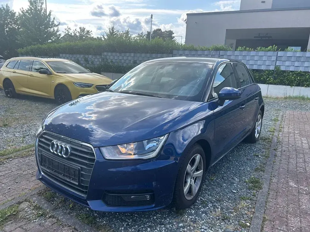 Gebraucht Audi A1 Sportback 95 PS (69 kW) 2016 Scubablau metallic Kleinwagen