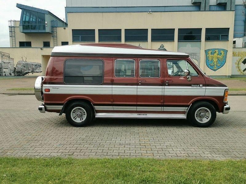 Gebraucht Dodge Ram 220 PS (161 kW) 1989 Rot Pickup