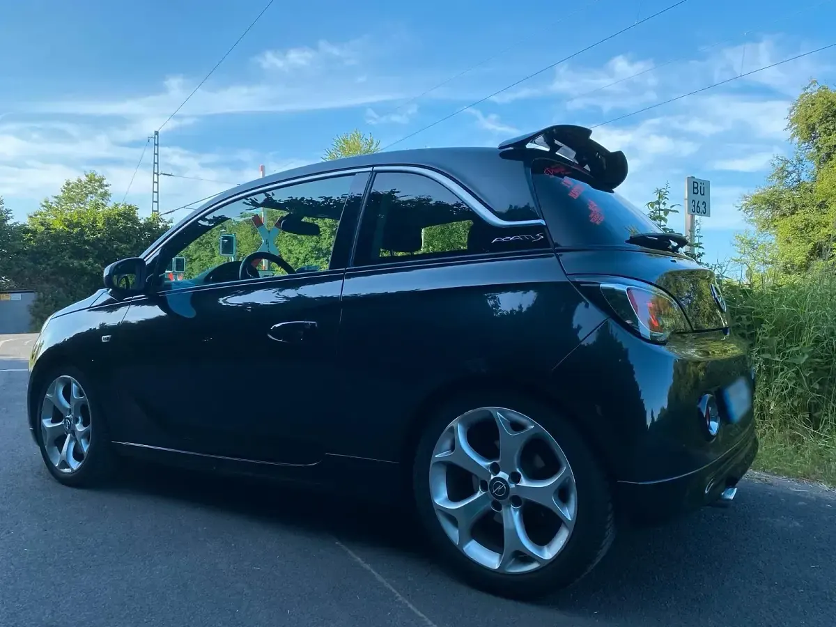 Gebraucht Opel Adam S 150 PS (110 kW) 2016 Schwarz Kleinwagen