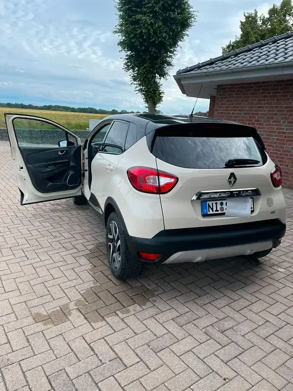 Gebraucht Renault Captur XMOD 90 PS (66 kW) 2016 Beige SUV