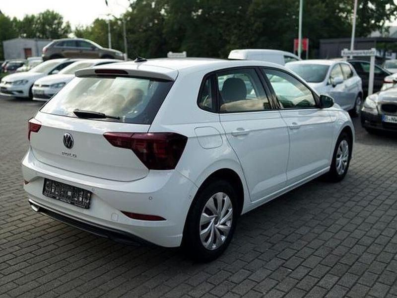 Gebraucht VW Polo Life 95 PS (69 kW) 2022 Weiß Kleinwagen