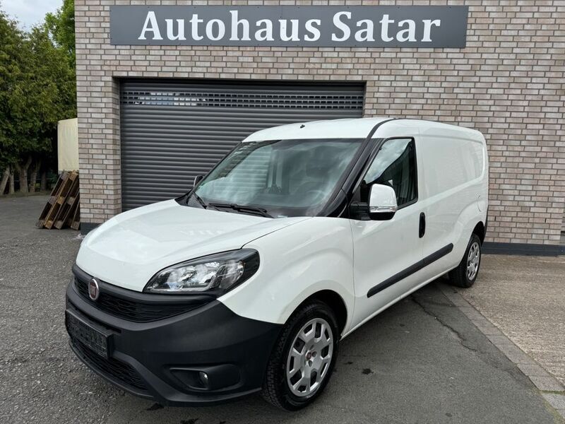Weiß Gebraucht 2018 Fiat Doblò Van / Kleinbus | 8.499 € (Fairer Preis) - Bild 1/4