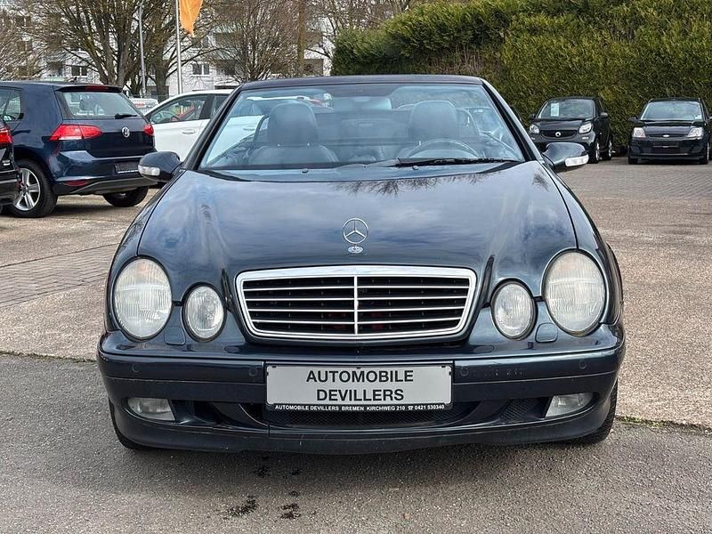 Gebraucht Mercedes CLK200 Avantgarde 163 PS (119 kW) 2001 Blau Cabrio