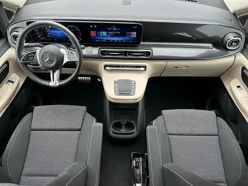 Gebraucht Mercedes V220 Marco Polo 163 PS (119 kW) 2024 Grau Van / Kleinbus