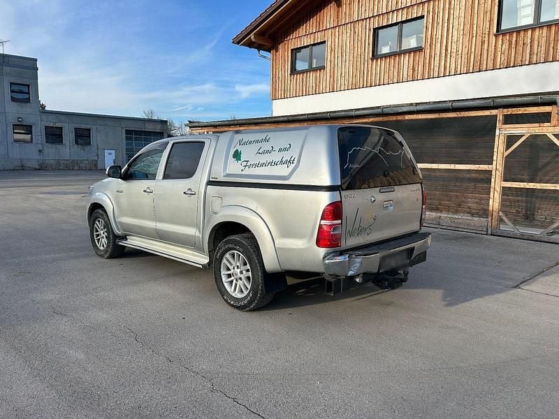 Gebraucht Toyota HiLux 171 PS (125 kW) 2015 Grau Pickup