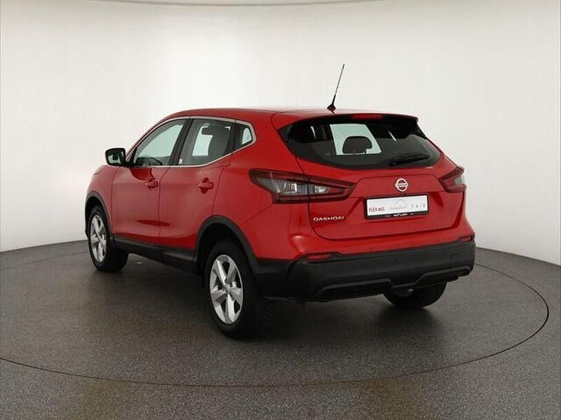 Gebraucht Nissan Qashqai Acenta 160 PS (117 kW) 2020 Rot SUV